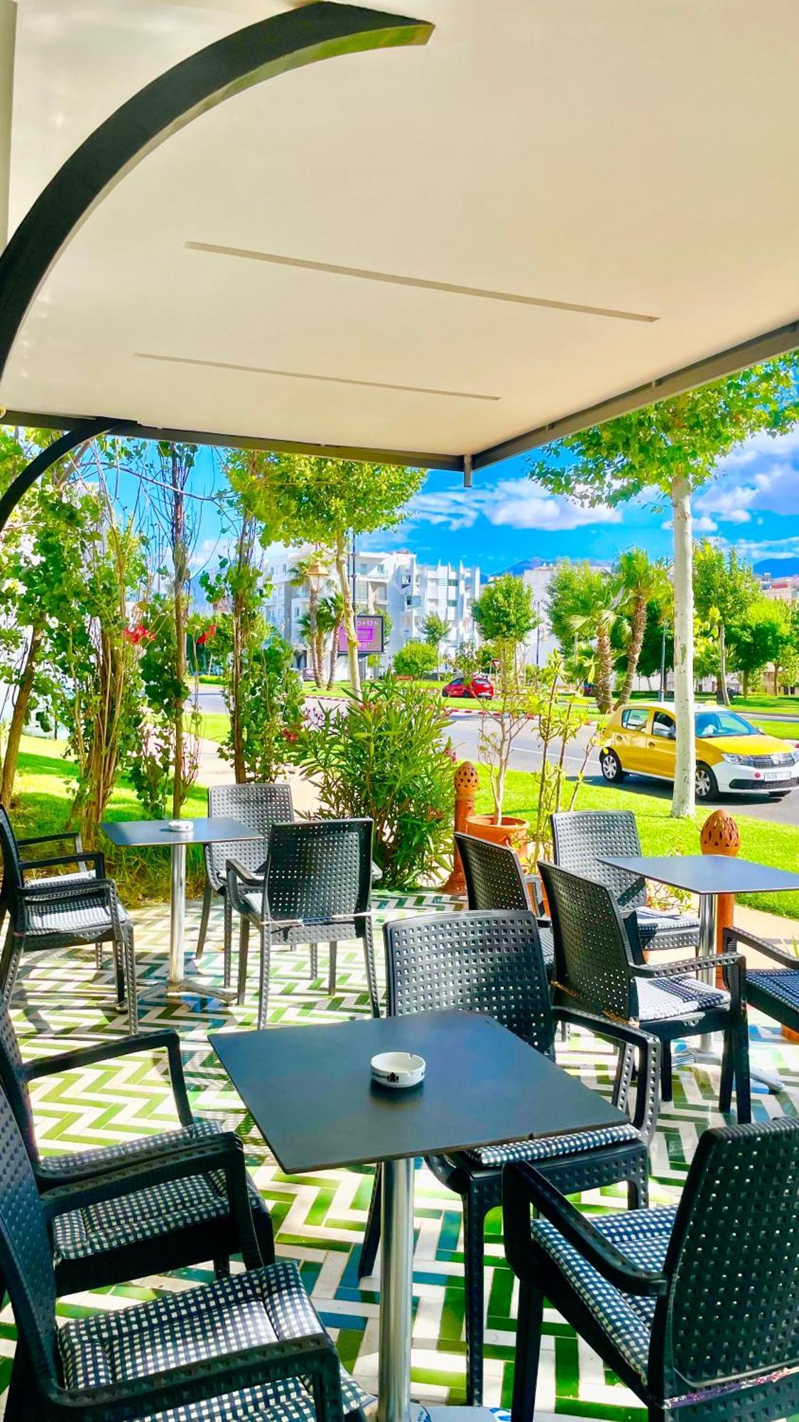 Hotel Ryad Tetouan Aero Bagian luar foto