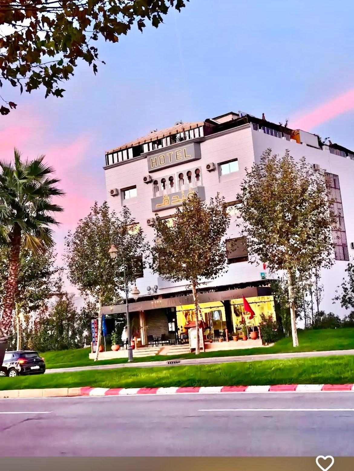 Hotel Ryad Tetouan Aero Bagian luar foto