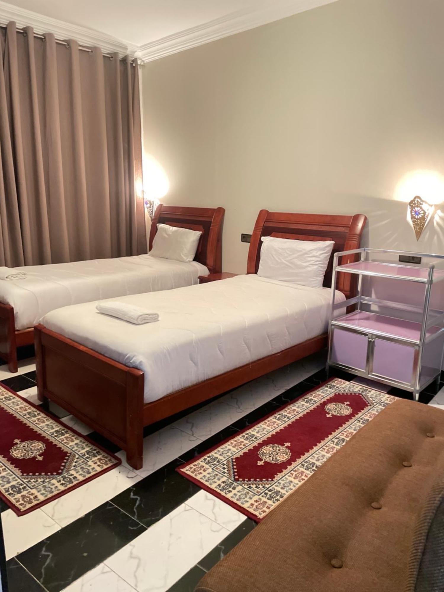 Hotel Ryad Tetouan Aero Bagian luar foto