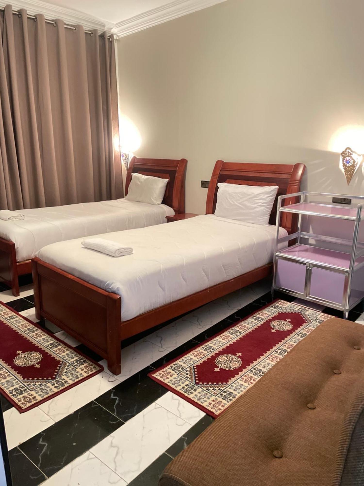 Hotel Ryad Tetouan Aero Bagian luar foto